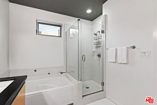 310 Washington Boulevard 201, Marina Del Rey, CA 90292