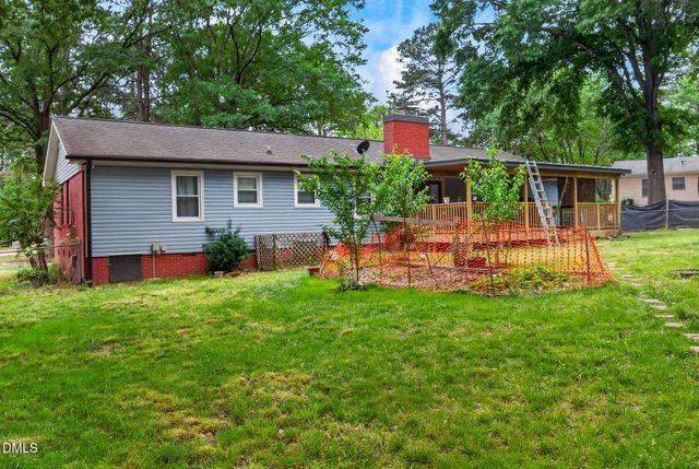 102 W Merlin Drive, Knightdale, NC 27545