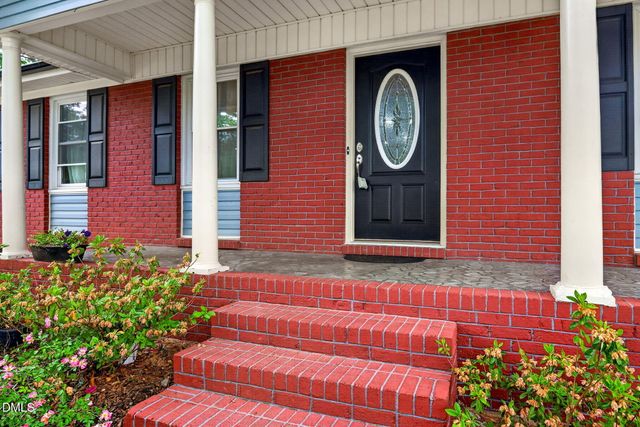102 W Merlin Drive, Knightdale, NC 27545