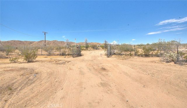 55525 Ornelas Lane, Landers, CA 92285