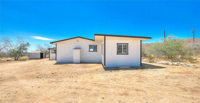 55525 Ornelas Lane, Landers, CA 92285