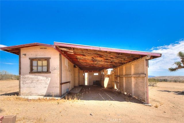 55525 Ornelas Lane, Landers, CA 92285