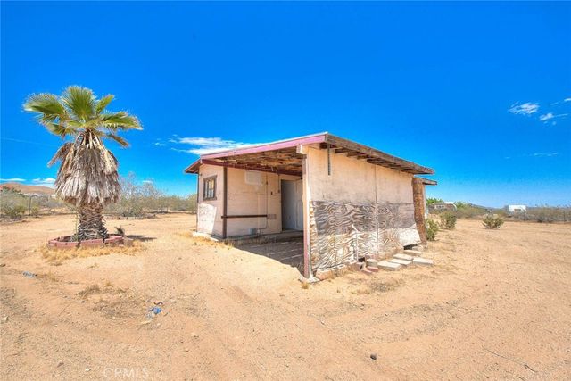 55525 Ornelas Lane, Landers, CA 92285