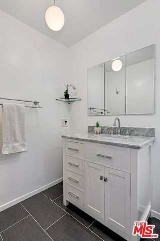 2311 4th Street 311, Santa Monica, CA 90405