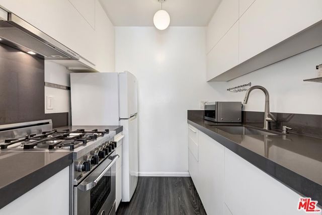 2311 4th Street 311, Santa Monica, CA 90405