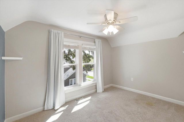 458 Michigan STREET, Port Washington, WI 53074