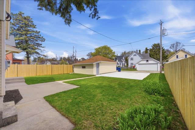 458 Michigan STREET, Port Washington, WI 53074