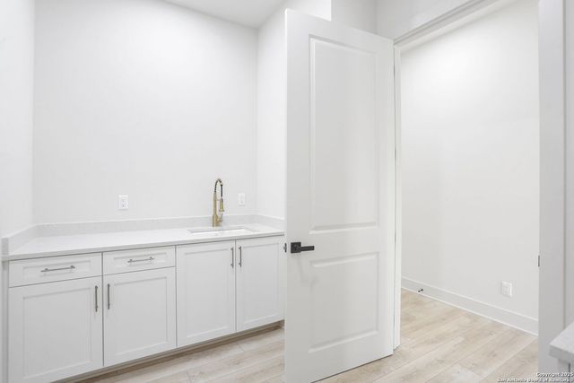 11010 nina, San Antonio, TX 78255