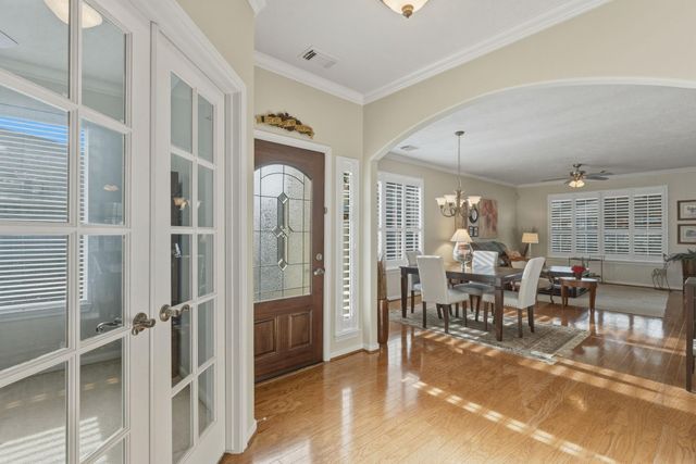 27 Paddington Court, Conroe, TX 77384