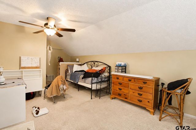 1109 Larkspur Ln, Tyler, TX 75703
