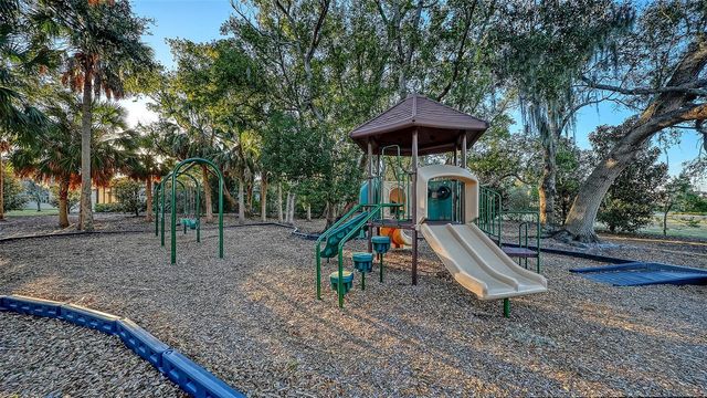 13071 UTOPIA LOOP, Bradenton, FL 34211