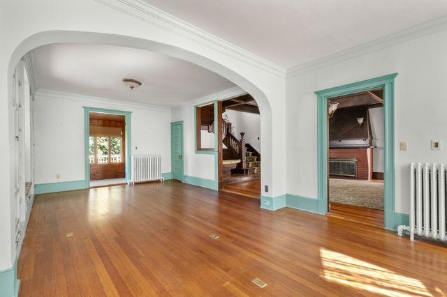 32 Morton St, Andover, MA 01810