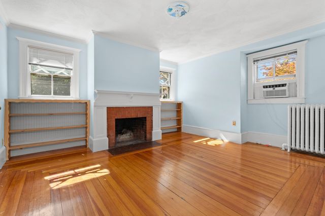 32 Morton St, Andover, MA 01810