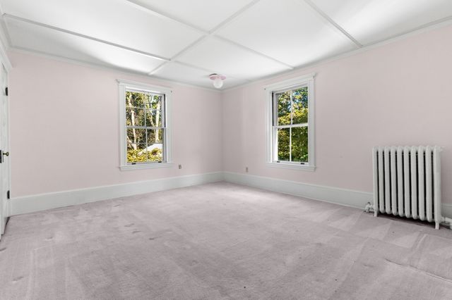 32 Morton St, Andover, MA 01810