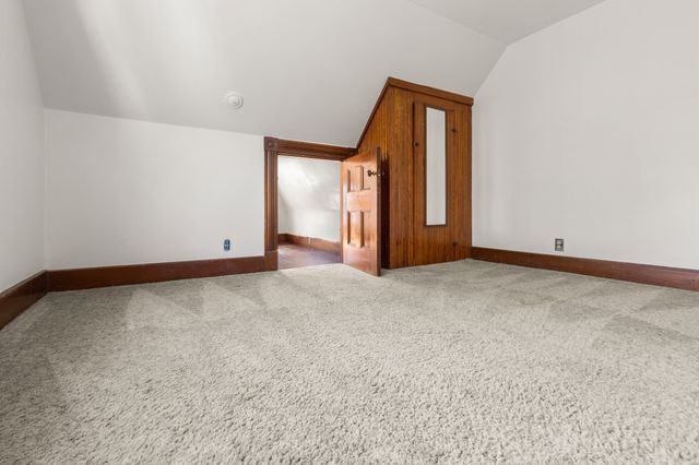 32 Morton St, Andover, MA 01810