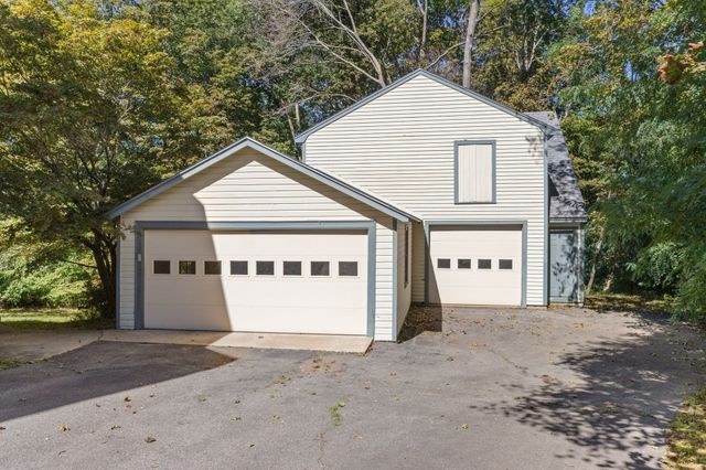 32 Morton St, Andover, MA 01810