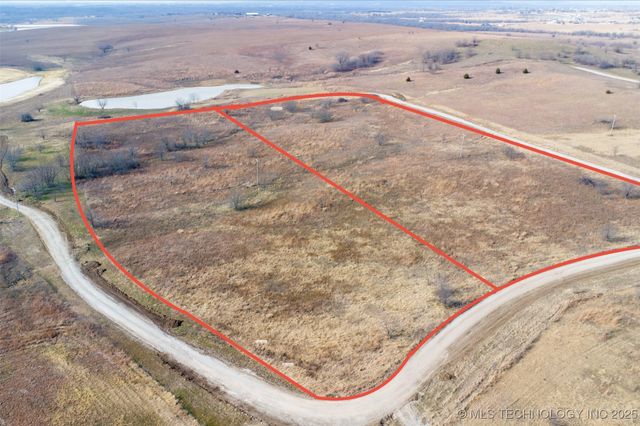 13740 N Sandstone Avenue, Skiatook, OK 74070