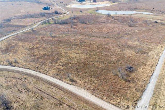 13740 N Sandstone Avenue, Skiatook, OK 74070