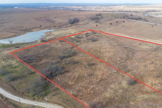 13740 N Sandstone Avenue, Skiatook, OK 74070