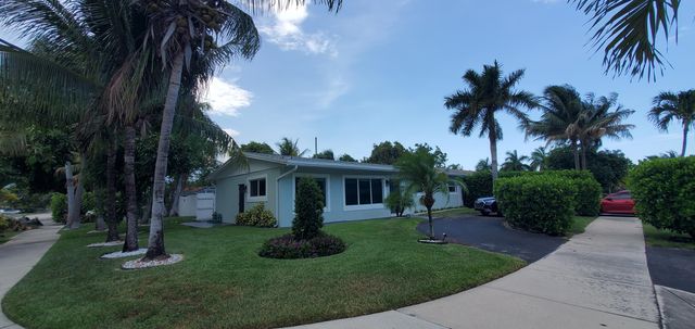 3800 NE 4th Avenue, Deerfield Beach, FL 33064