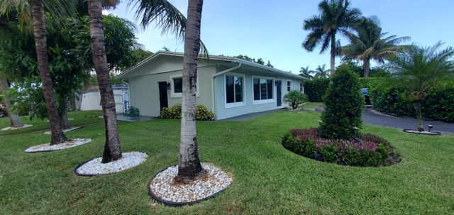 3800 NE 4th Avenue, Deerfield Beach, FL 33064