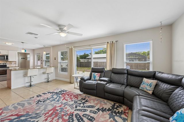 5005 BEE RIDGE ROAD, Sarasota, FL 34233
