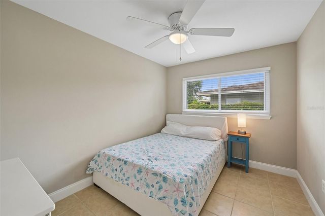 5005 BEE RIDGE ROAD, Sarasota, FL 34233