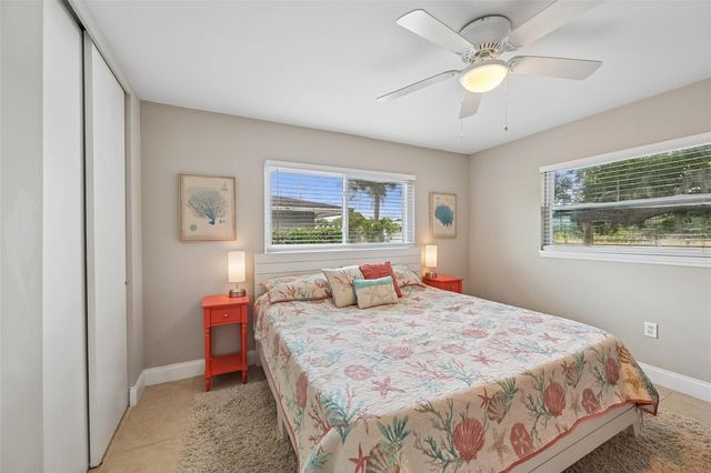 5005 BEE RIDGE ROAD, Sarasota, FL 34233