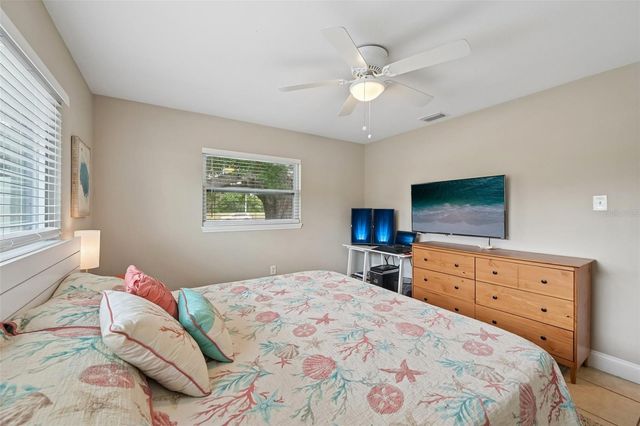 5005 BEE RIDGE ROAD, Sarasota, FL 34233