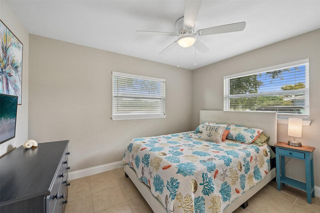 5005 BEE RIDGE ROAD, Sarasota, FL 34233