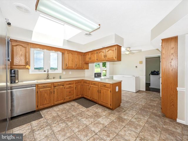 21712 CHEWSVILLE RD, Smithsburg, MD 21783