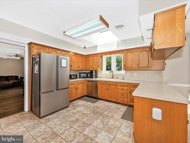 21712 CHEWSVILLE RD, Smithsburg, MD 21783