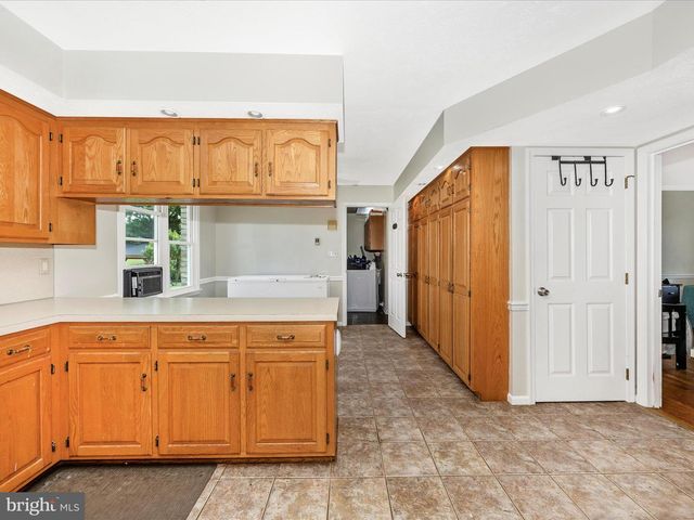 21712 CHEWSVILLE RD, Smithsburg, MD 21783