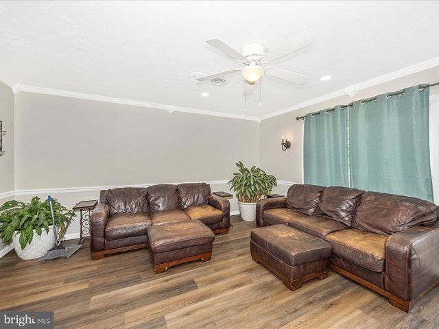 21712 CHEWSVILLE RD, Smithsburg, MD 21783