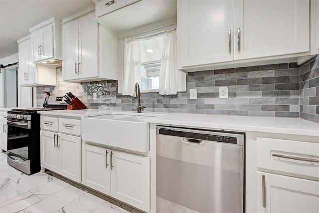 1608 Carlisle Court, The Village, OK 73120