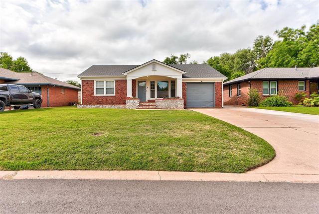 1608 Carlisle Court, The Village, OK 73120