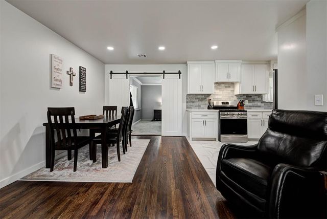 1608 Carlisle Court, The Village, OK 73120