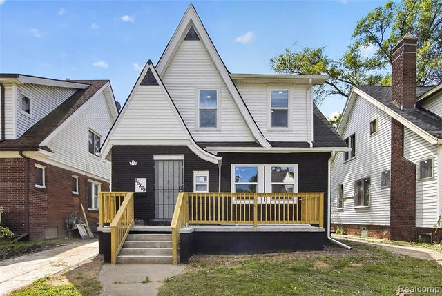 16883 Santa Rosa Drive, Detroit, MI 48221