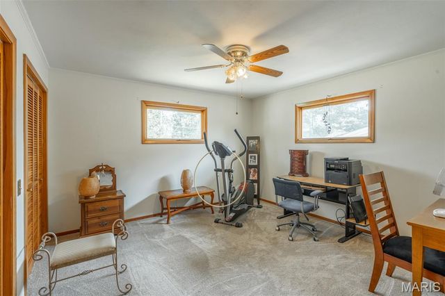 1715 Big Bend, Poplar Bluff, MO 63901