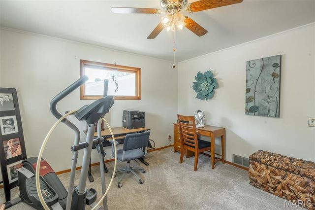 1715 Big Bend, Poplar Bluff, MO 63901