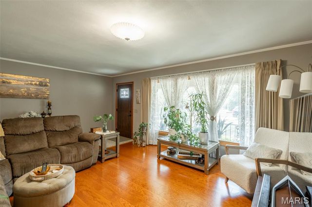 1715 Big Bend, Poplar Bluff, MO 63901