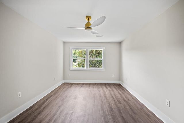 1136 N Highway 17a, Moncks Corner, SC 29461