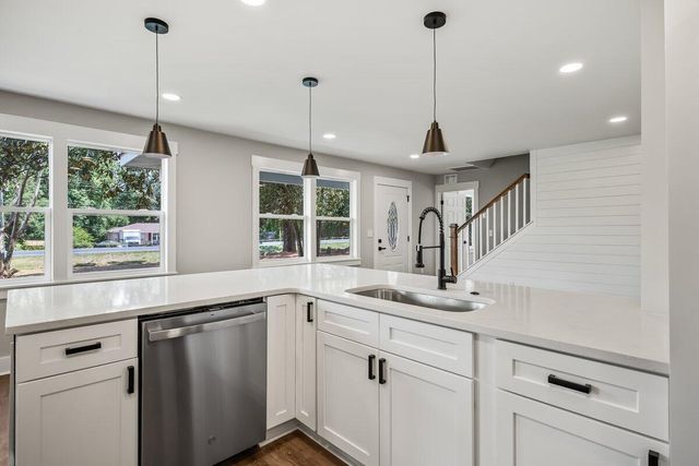 1136 N Highway 17a, Moncks Corner, SC 29461