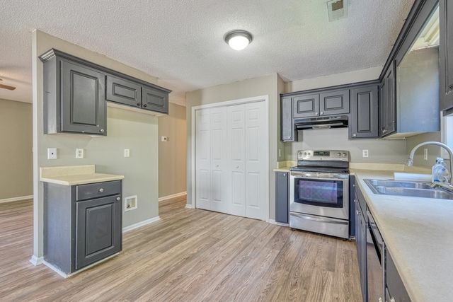 137 Caroway Court, Spartanburg, SC 29303