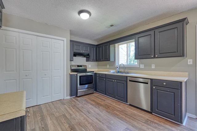 137 Caroway Court, Spartanburg, SC 29303