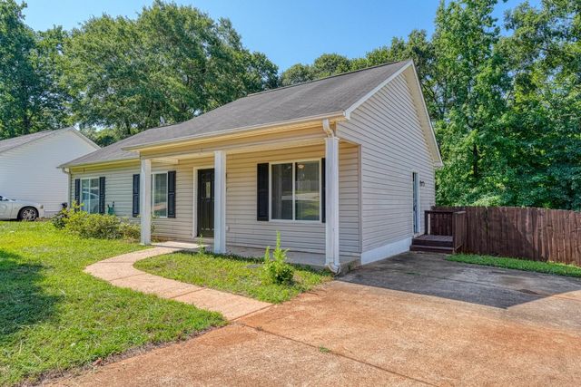 137 Caroway Court, Spartanburg, SC 29303