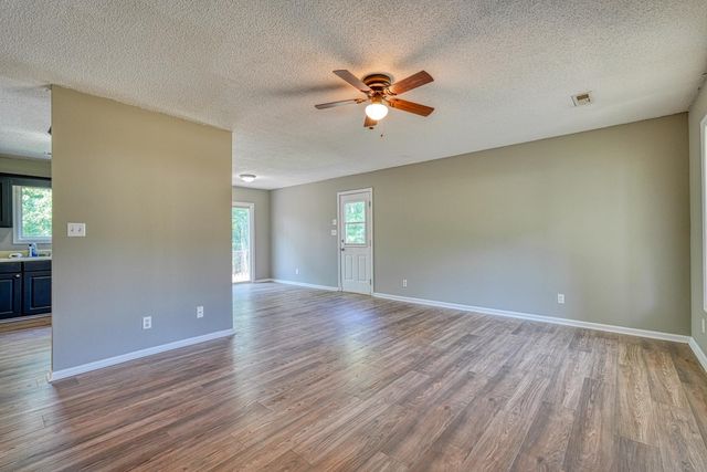 137 Caroway Court, Spartanburg, SC 29303