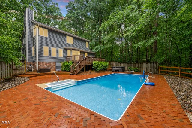203 Mel Oaks Drive, Chapel Hill, NC 27516