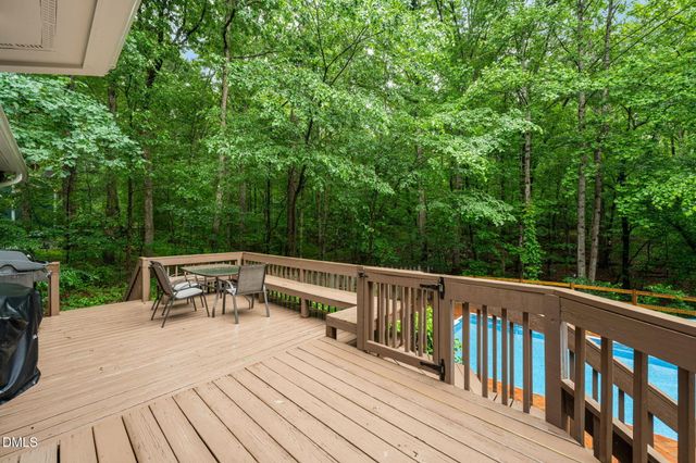 203 Mel Oaks Drive, Chapel Hill, NC 27516