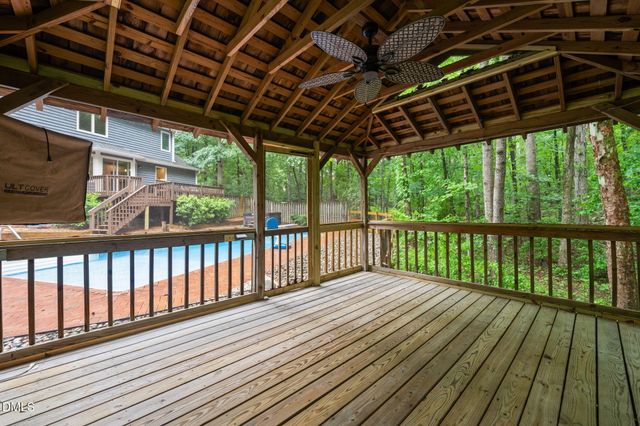 203 Mel Oaks Drive, Chapel Hill, NC 27516